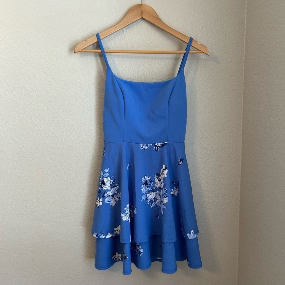 NWT, Jun & Ivy Women’s Empire Waist Tiered Floral Blue Mini Dress, Size Medium